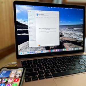 How to Easily Sync Mac Content to an iPhone or iPad